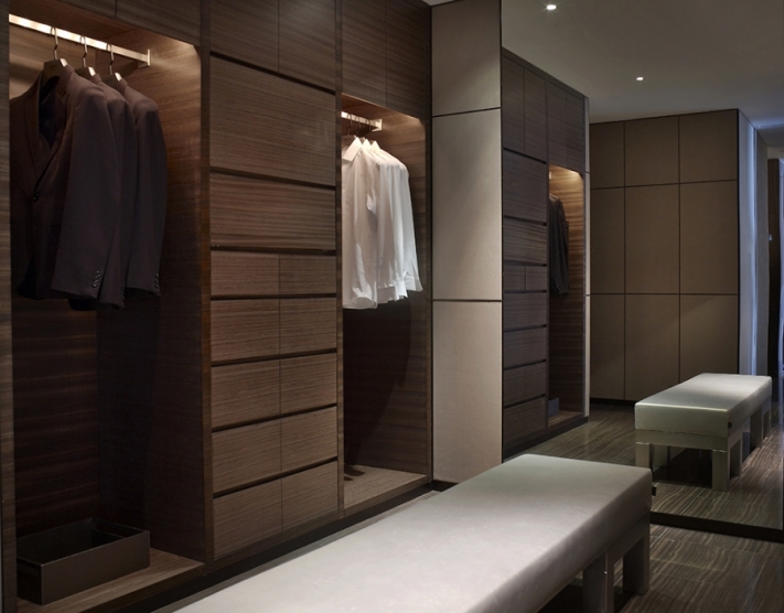 Armani Dubai Suite - Closet